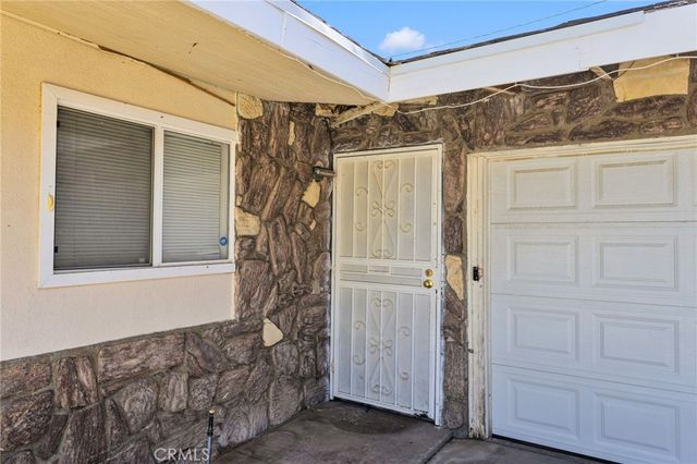 15105 Condor, Victorville, CA 92394