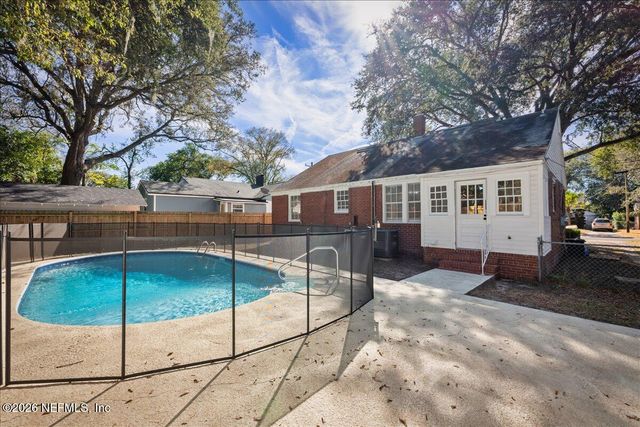 1639 PARRISH Place, Jacksonville, FL 32205