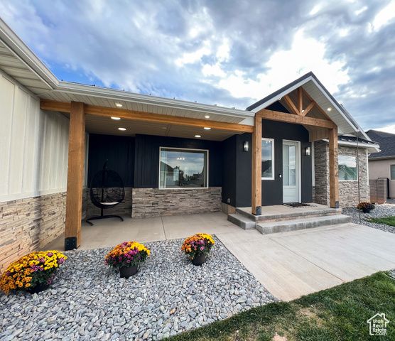 582 E 5020 N, Enoch, UT 84721