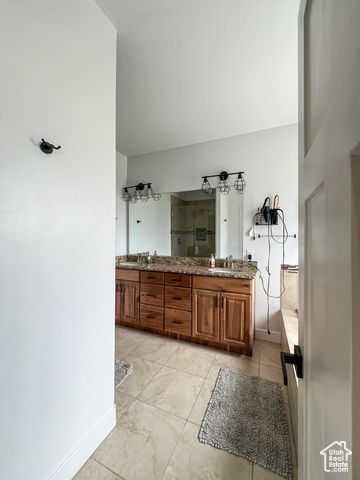 582 E 5020 N, Enoch, UT 84721