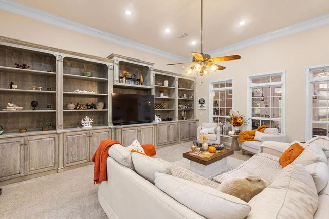 417 Riveredge Parkway, Dothan, AL 36303
