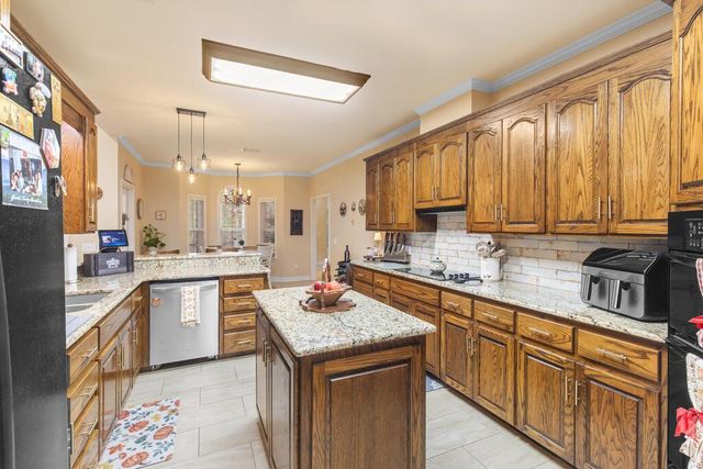 417 Riveredge Parkway, Dothan, AL 36303