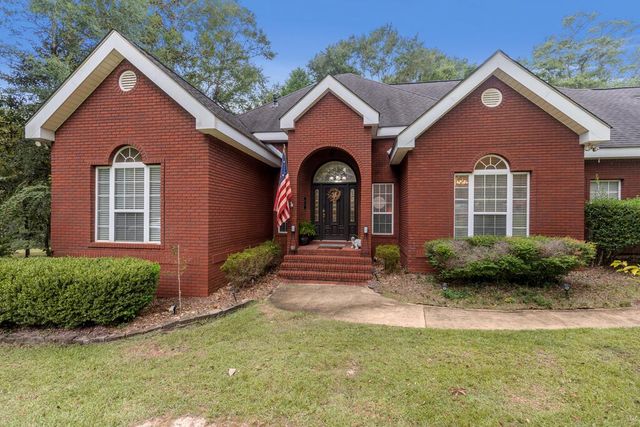 417 Riveredge Parkway, Dothan, AL 36303