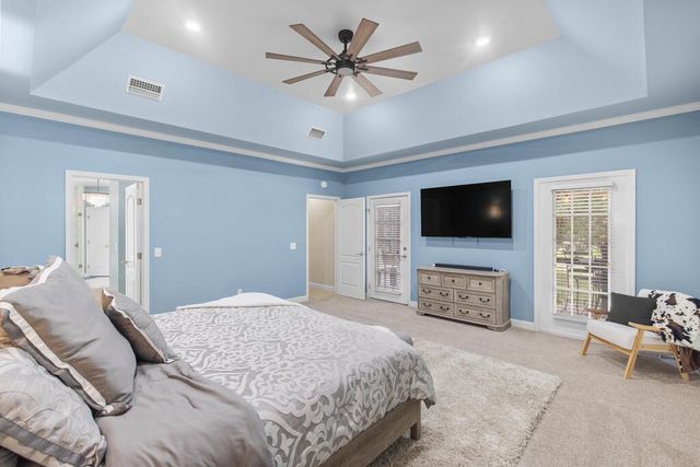 417 Riveredge Parkway, Dothan, AL 36303