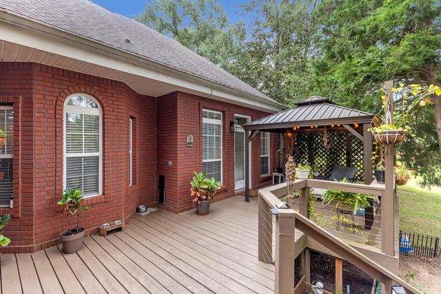 417 Riveredge Parkway, Dothan, AL 36303