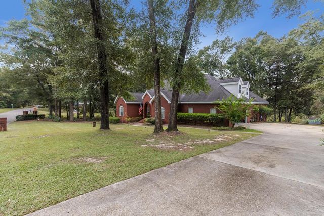417 Riveredge Parkway, Dothan, AL 36303