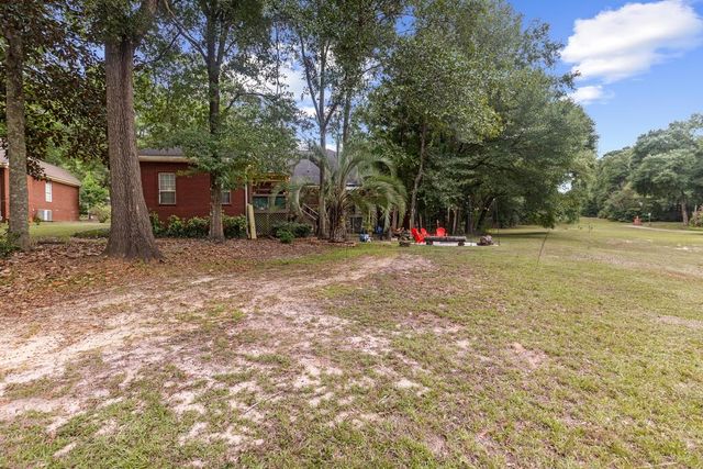 417 Riveredge Parkway, Dothan, AL 36303