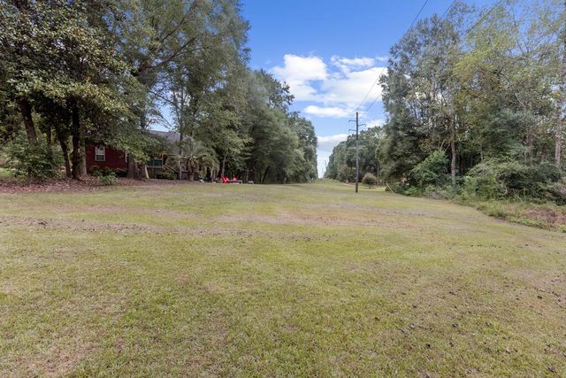 417 Riveredge Parkway, Dothan, AL 36303