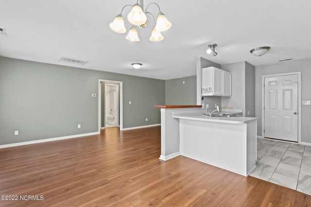 134 Constitution Avenue, Jacksonville, NC 28540