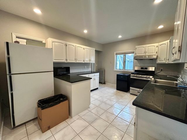 1601 Centre St -, Newton, MA 02461