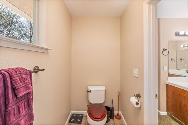 38778 Goldenrod Lane, Oakhurst, CA 93644