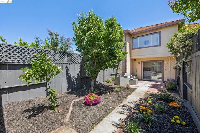 1393 Locust St, San Jose, CA 95110