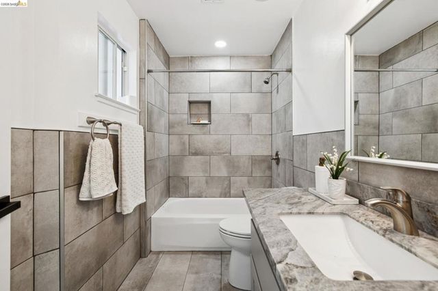 1393 Locust St, San Jose, CA 95110