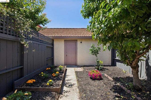 1393 Locust St, San Jose, CA 95110