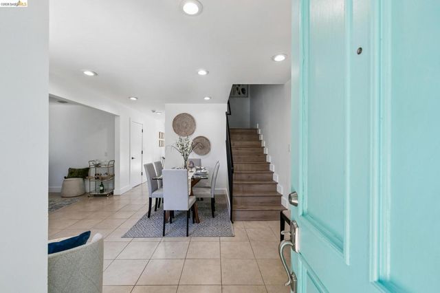 1393 Locust St, San Jose, CA 95110