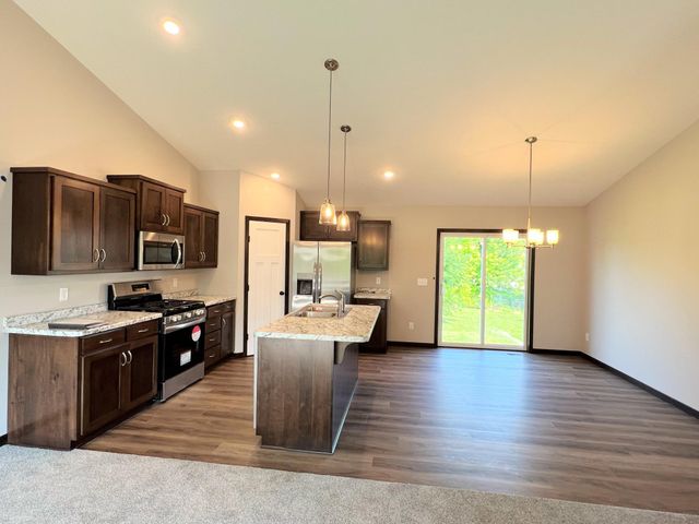 5382 115th Avenue SE, Clear Lake, MN 55319