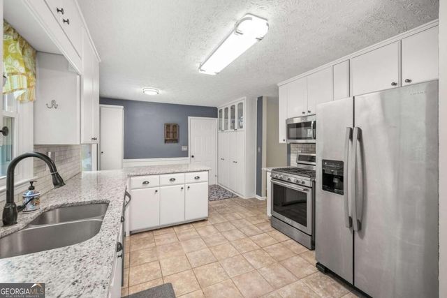 5930 Branden Hill Lane, Buford, GA 30518