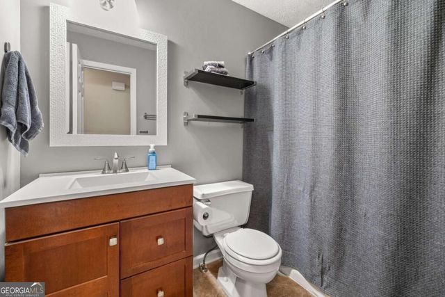 5930 Branden Hill Lane, Buford, GA 30518