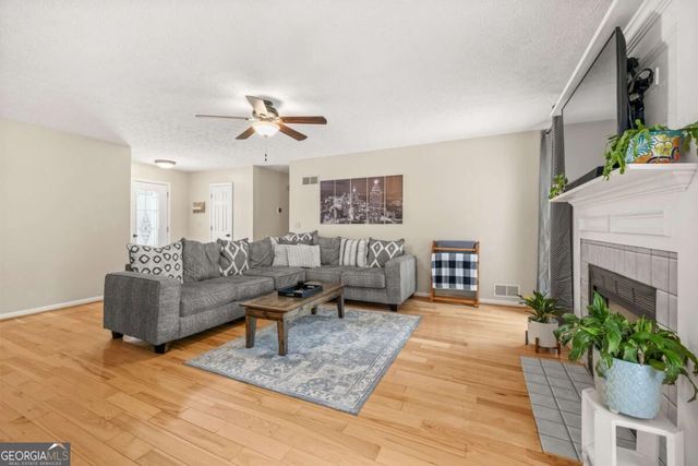 5930 Branden Hill Lane, Buford, GA 30518