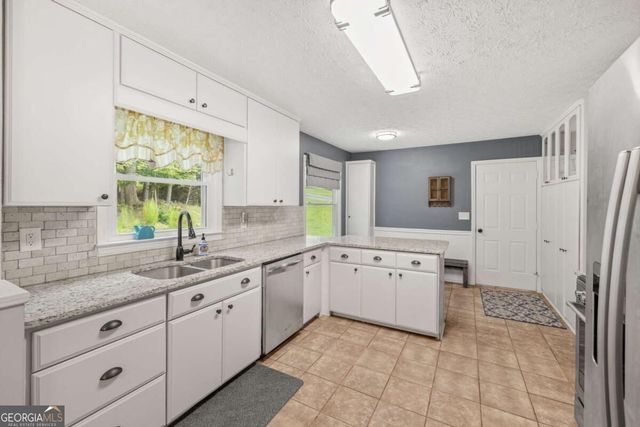 5930 Branden Hill Lane, Buford, GA 30518