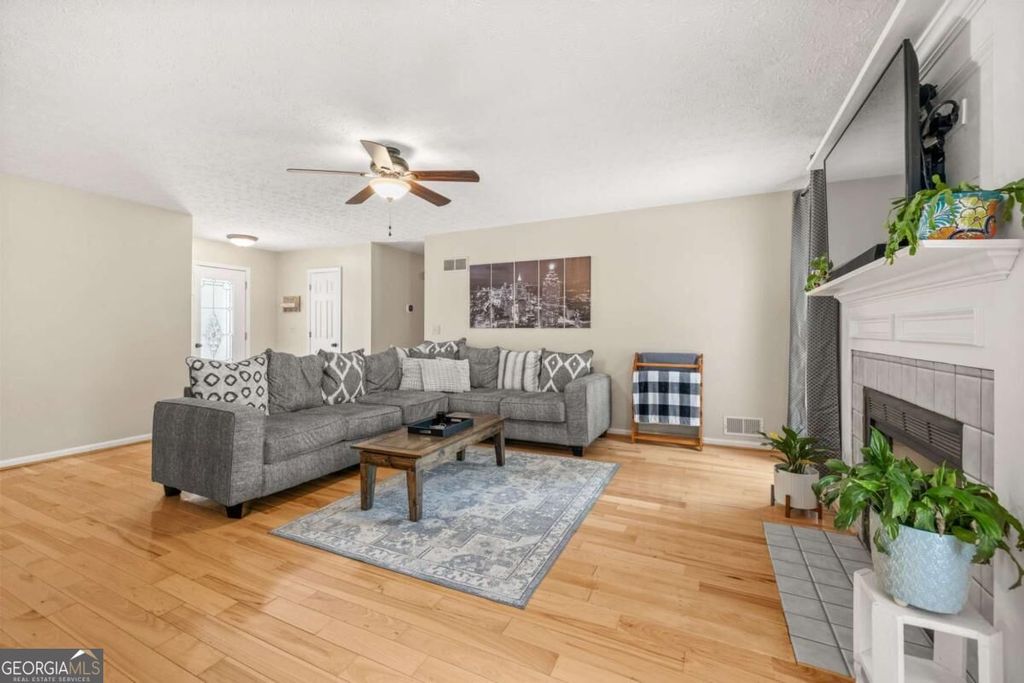 5930 Branden Hill Lane, Buford, GA 30518 — photo 5