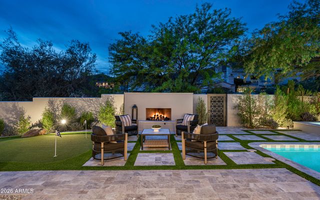 6602 N 40TH Street, Paradise Valley, AZ 85253
