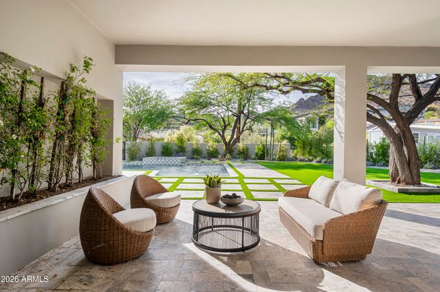 6602 N 40TH Street, Paradise Valley, AZ 85253