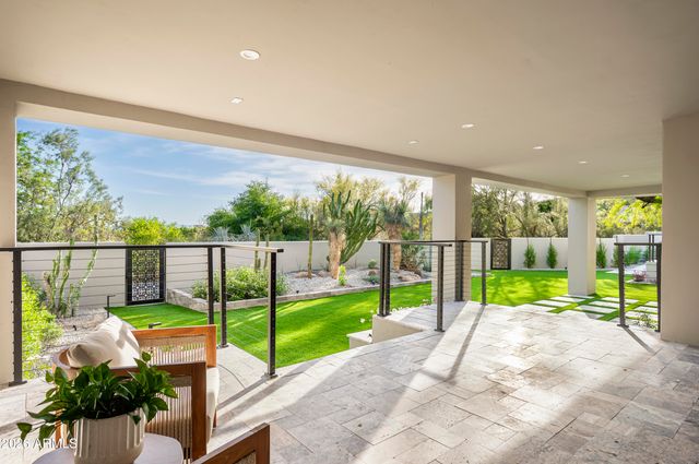 6602 N 40TH Street, Paradise Valley, AZ 85253