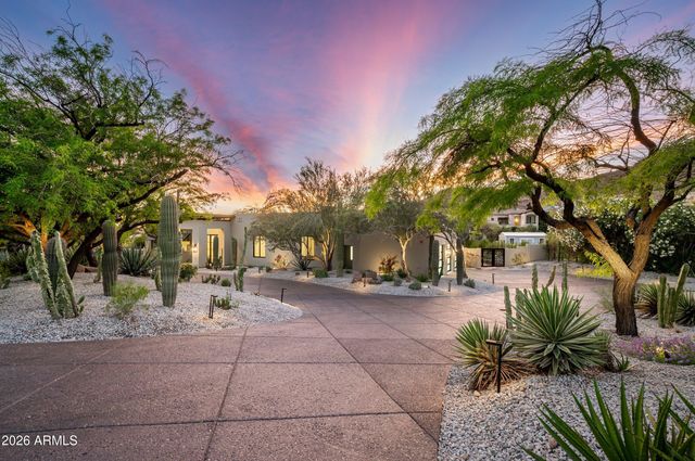 6602 N 40TH Street, Paradise Valley, AZ 85253