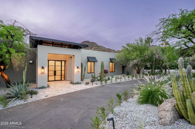 6602 N 40TH Street, Paradise Valley, AZ 85253