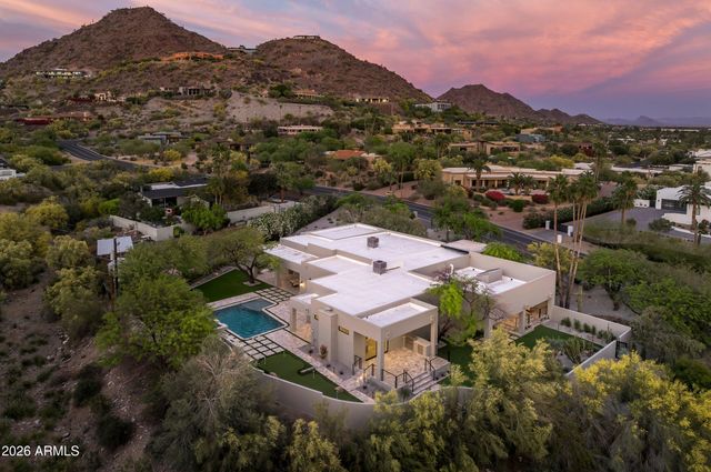 6602 N 40TH Street, Paradise Valley, AZ 85253