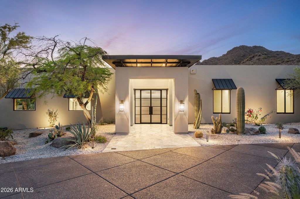 6602 N 40TH Street, Paradise Valley, AZ 85253 — photo 2