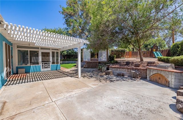 505 Marilyn Lane, Redlands, CA 92373
