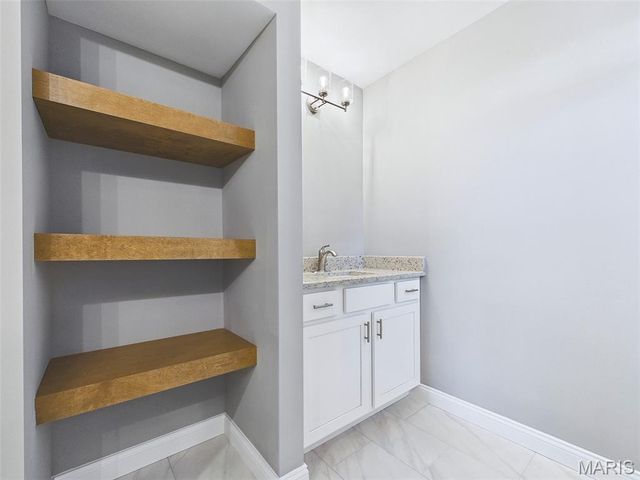 308 George Bush Boulevard, Troy, IL 62294