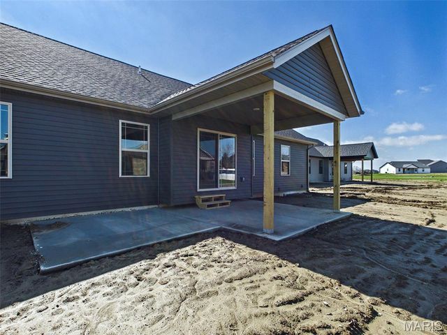 308 George Bush Boulevard, Troy, IL 62294