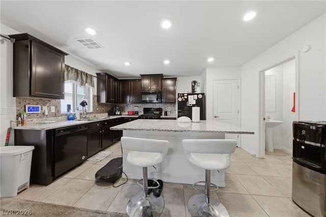 6256 Clackamas Court, Las Vegas, NV 89122