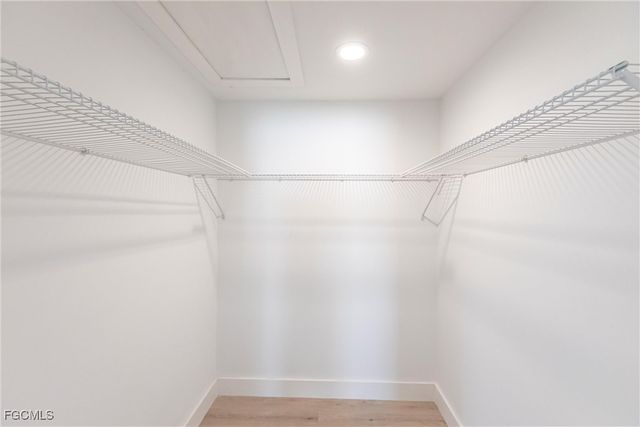 2007 NW 21st ST, Cape Coral, FL 33993