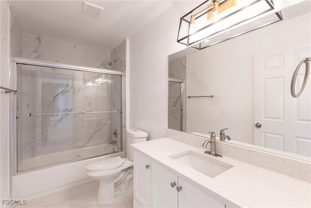 2007 NW 21st ST, Cape Coral, FL 33993