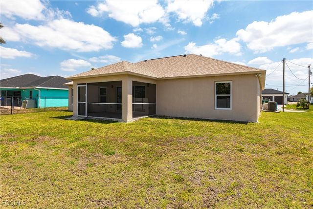 2007 NW 21st ST, Cape Coral, FL 33993