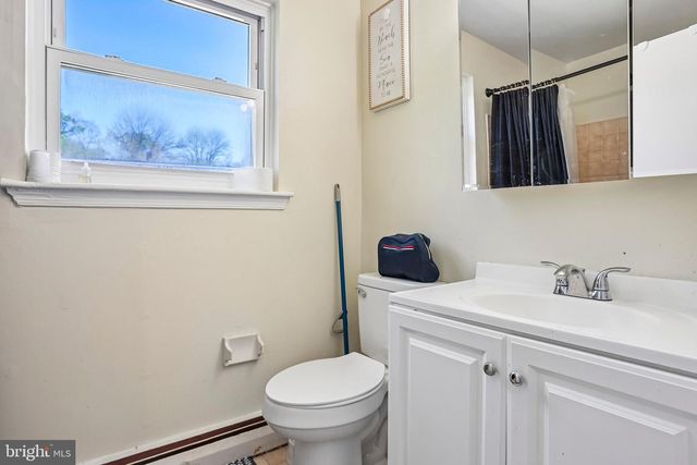 157 MEADOWBROOK LN, Brookhaven, PA 19015