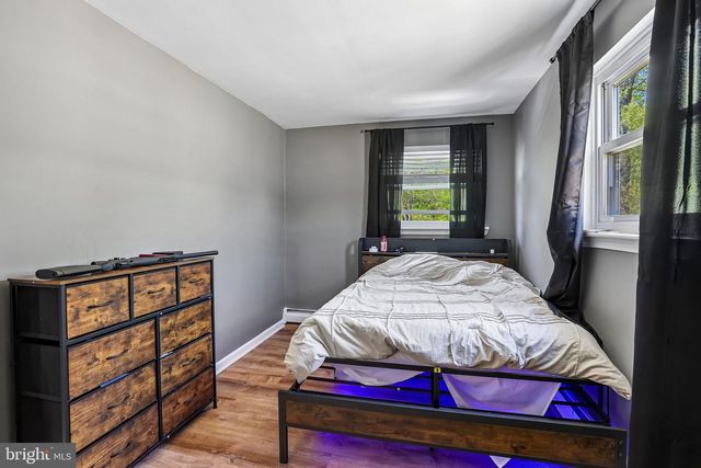 157 MEADOWBROOK LN, Brookhaven, PA 19015