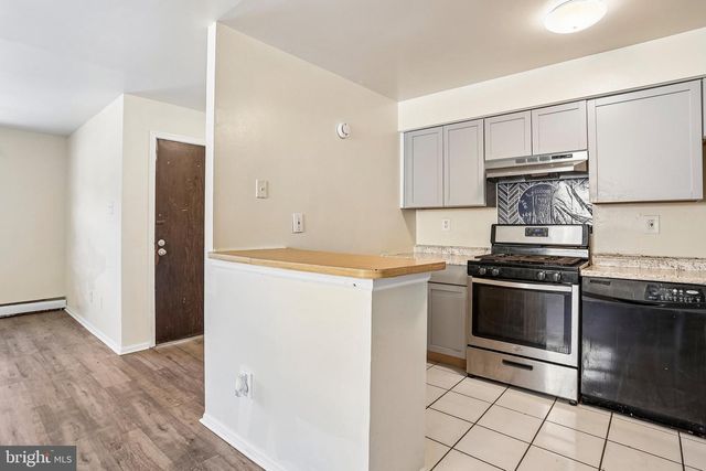 157 MEADOWBROOK LN, Brookhaven, PA 19015