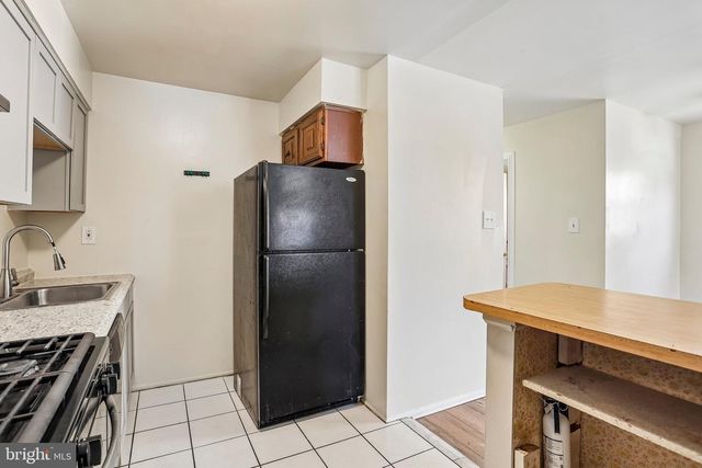 157 MEADOWBROOK LN, Brookhaven, PA 19015