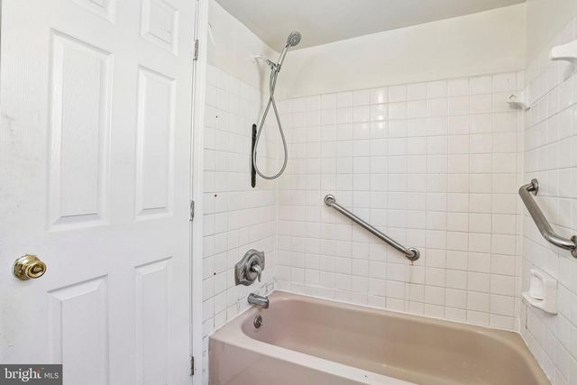 157 MEADOWBROOK LN, Brookhaven, PA 19015