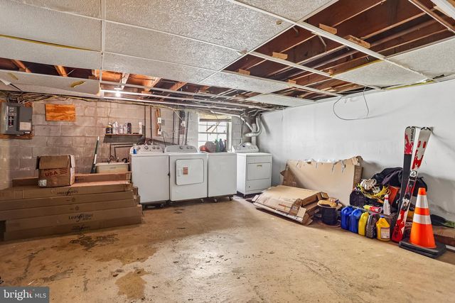 157 MEADOWBROOK LN, Brookhaven, PA 19015