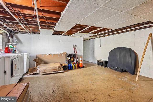 157 MEADOWBROOK LN, Brookhaven, PA 19015