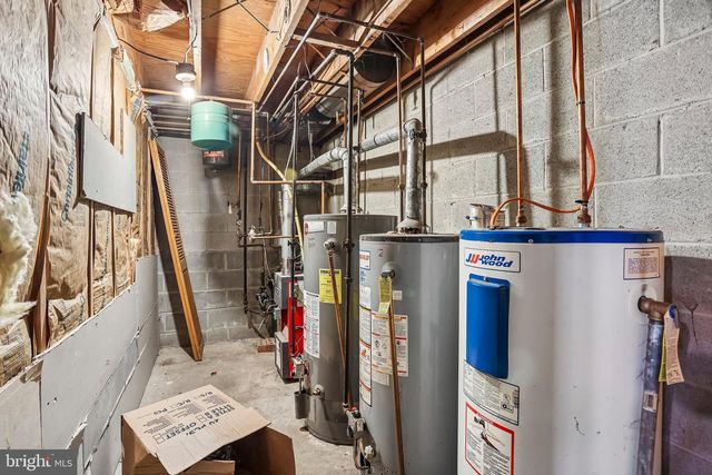 157 MEADOWBROOK LN, Brookhaven, PA 19015