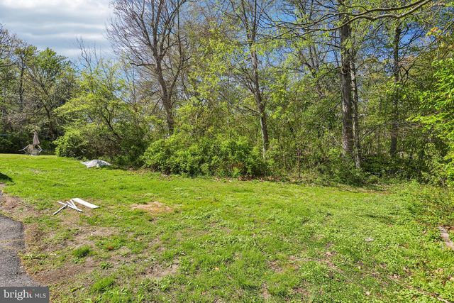 157 MEADOWBROOK LN, Brookhaven, PA 19015