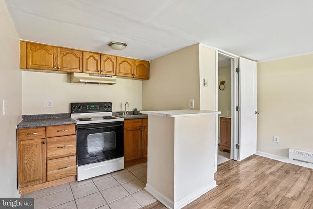 157 MEADOWBROOK LN, Brookhaven, PA 19015