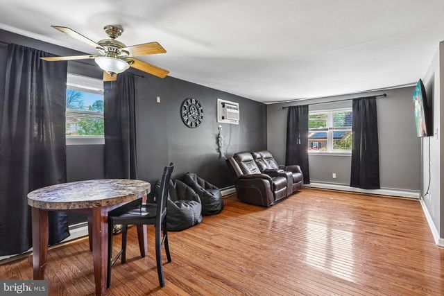 157 MEADOWBROOK LN, Brookhaven, PA 19015